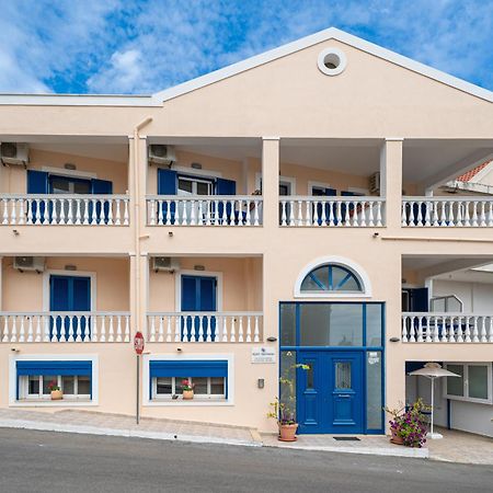 Nefeli Apartments Αγία Ευφημία Εξωτερικό φωτογραφία