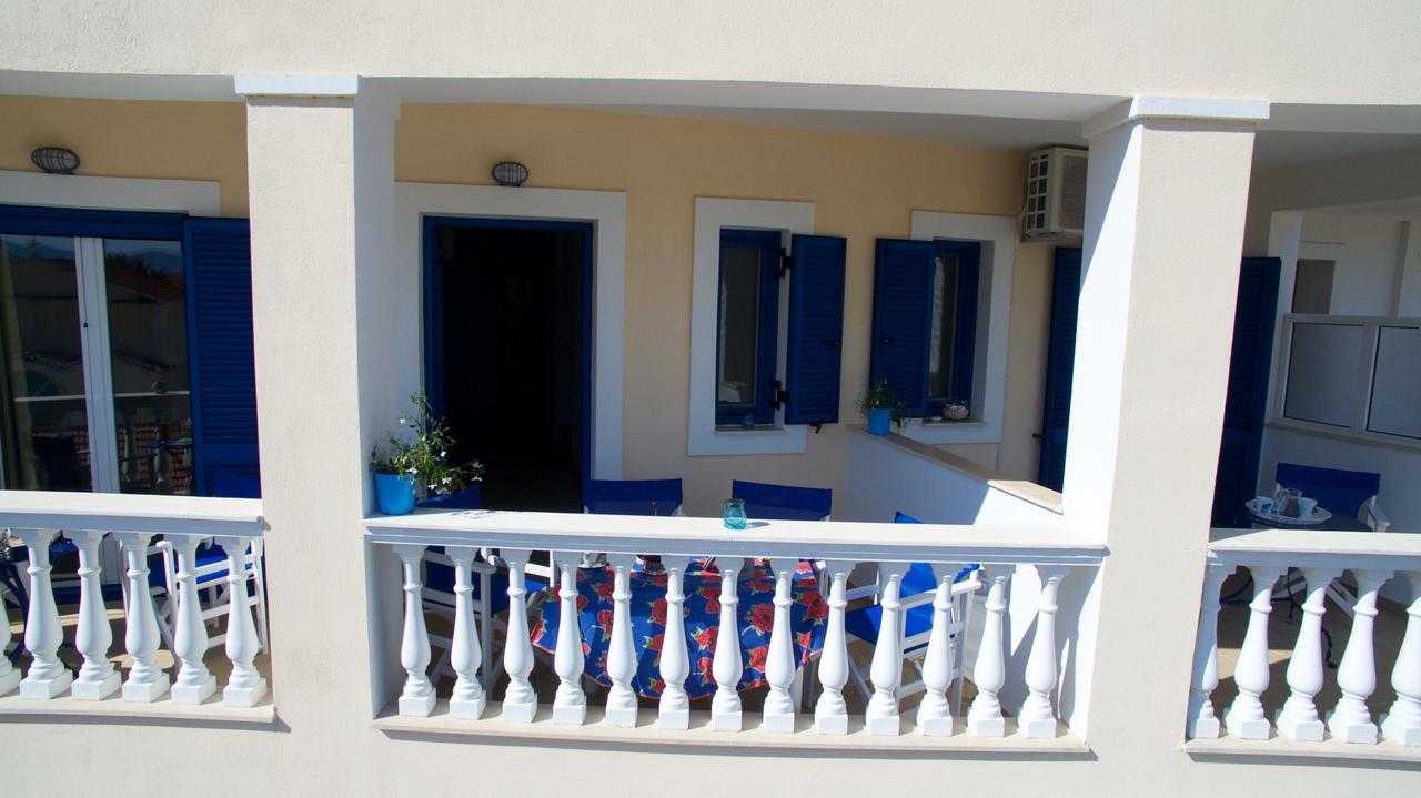 Nefeli Apartments Αγία Ευφημία Εξωτερικό φωτογραφία