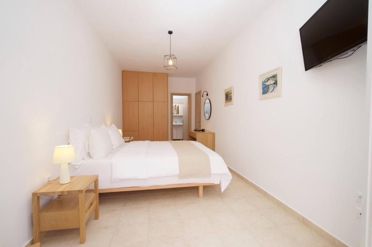 Nefeli Apartments Αγία Ευφημία Εξωτερικό φωτογραφία