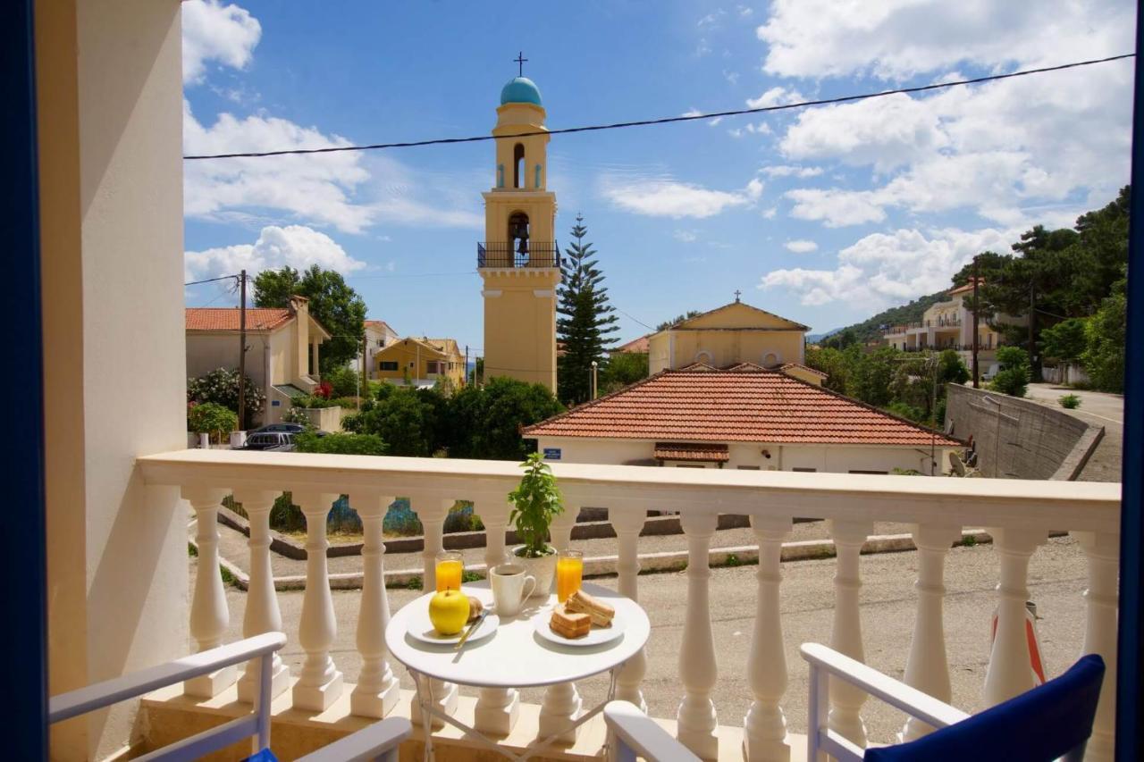 Nefeli Apartments Αγία Ευφημία Εξωτερικό φωτογραφία